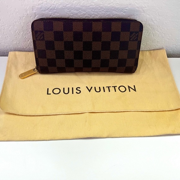 LOUIS VUITTON Damier Brown Zippy Wallet w/ Dust Bag | Gold Hardware | Large Size - Picture 3 of 12